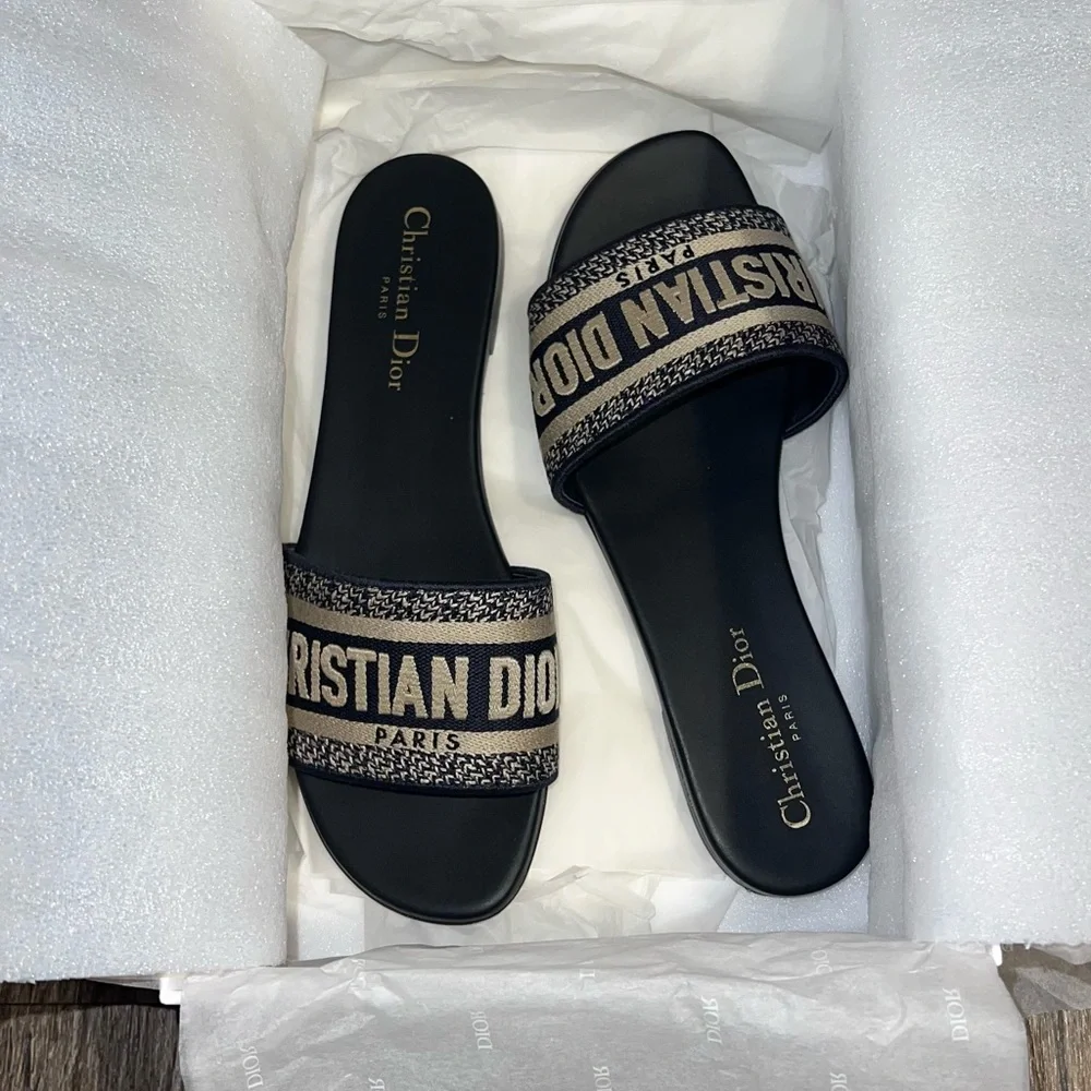 Dior Dway Slides - Picture 12 of 16